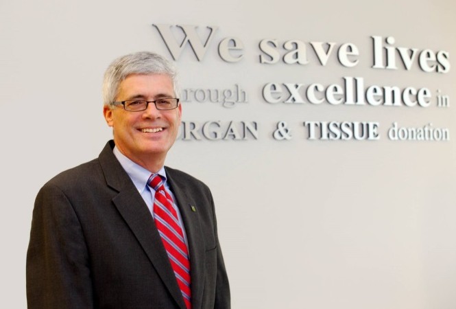 Dean F. Kappel of Missouri Receives Award from Association of Organ Procurement Organizations